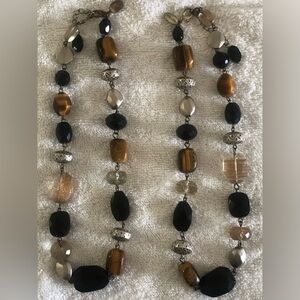 Elegant Multi-Color Beaded Necklace